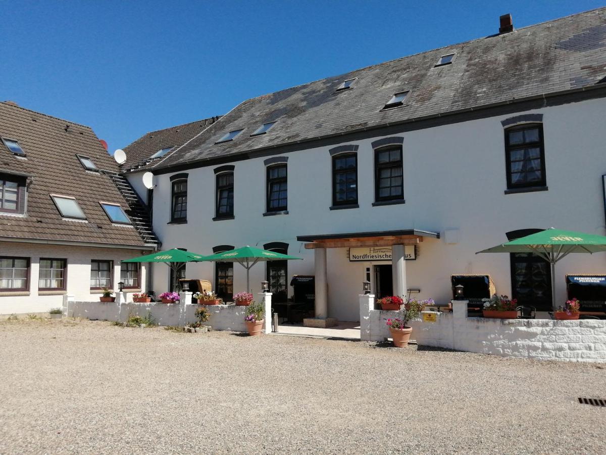 Hotel Nordfriesisches Haus à Tönning Extérieur photo